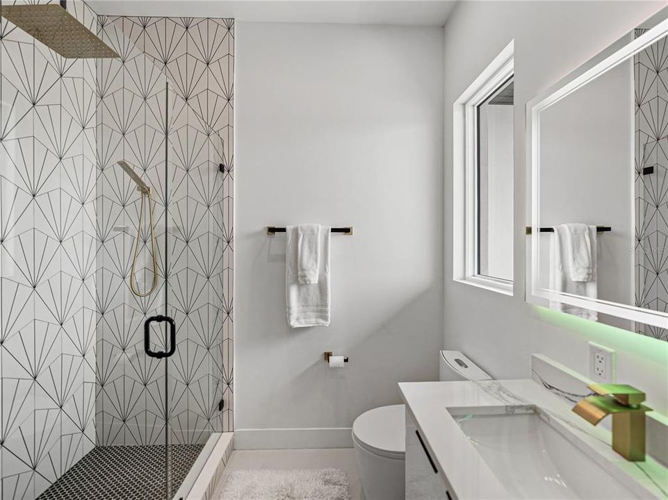 For Sale: $3,200,000 (4 beds, 2 baths, 3093 Square Feet)