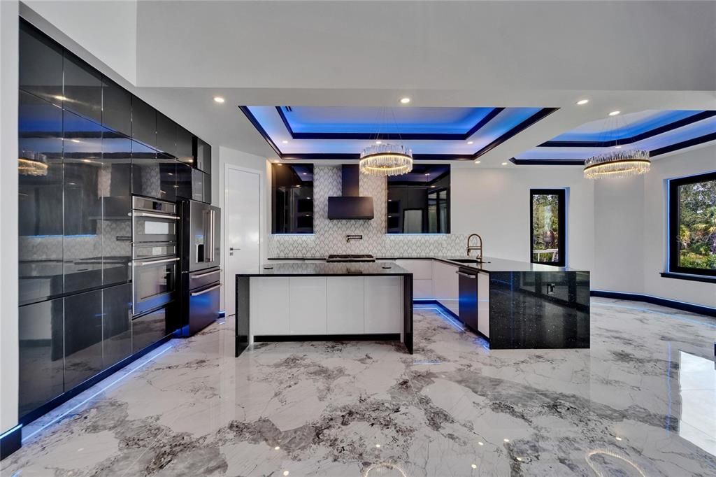 En Venta: $1,399,000 (5 camas, 3 baños, 3202 Pies cuadrados)