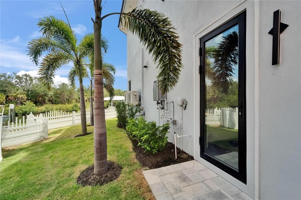 En Venta: $1,399,000 (5 camas, 3 baños, 3202 Pies cuadrados)