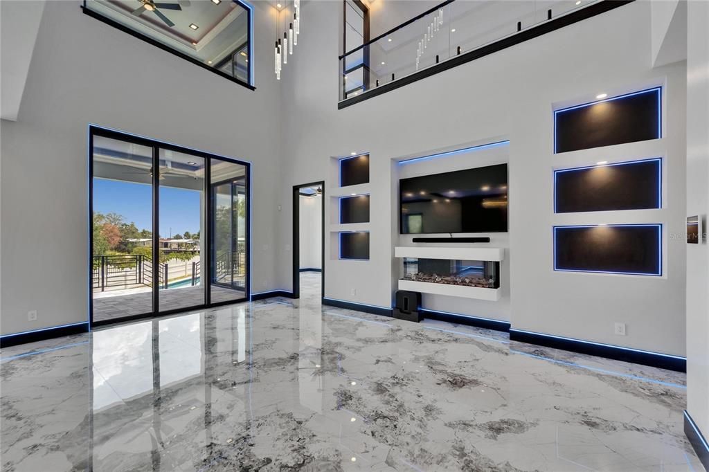 En Venta: $1,399,000 (5 camas, 3 baños, 3202 Pies cuadrados)
