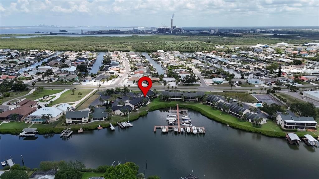 待售: $393,000 (2 贝兹, 2 浴室, 1002 平方英尺)