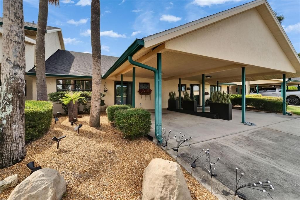 待售: $393,000 (2 贝兹, 2 浴室, 1002 平方英尺)