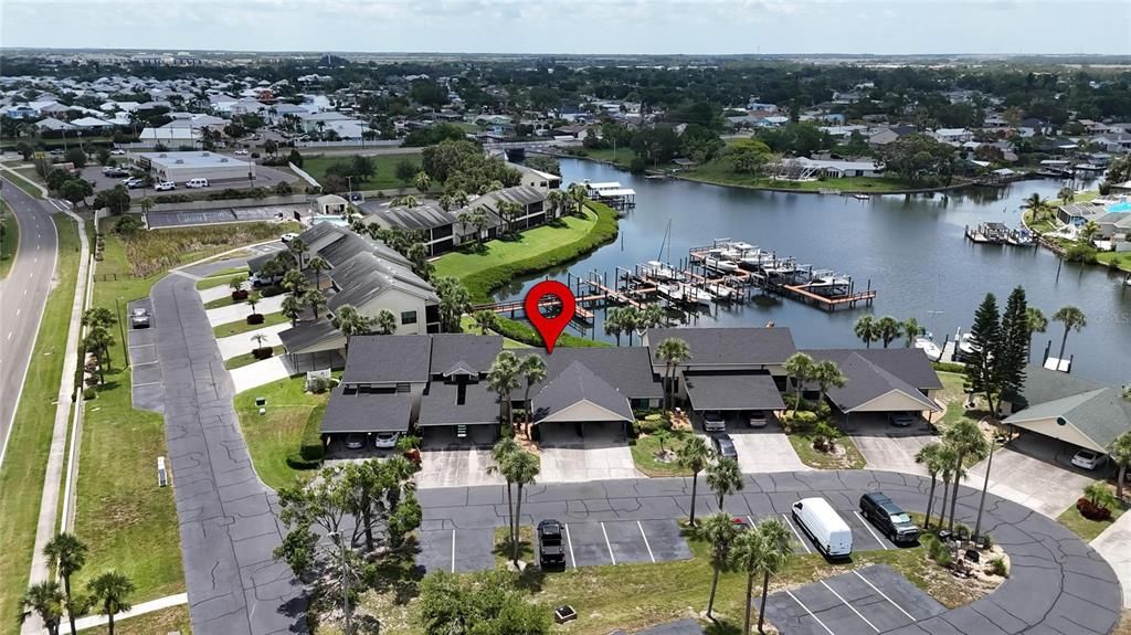 待售: $393,000 (2 贝兹, 2 浴室, 1002 平方英尺)