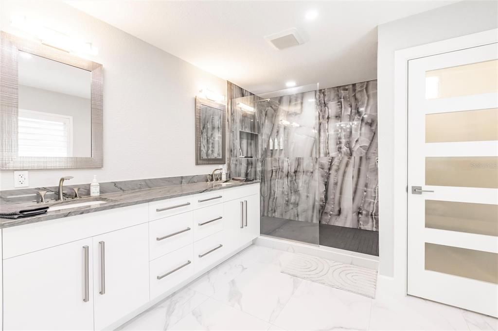 Active With Contract: $1,645,000 (3 beds, 2 baths, 2911 Square Feet)