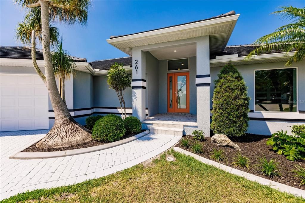 Active With Contract: $1,645,000 (3 beds, 2 baths, 2911 Square Feet)