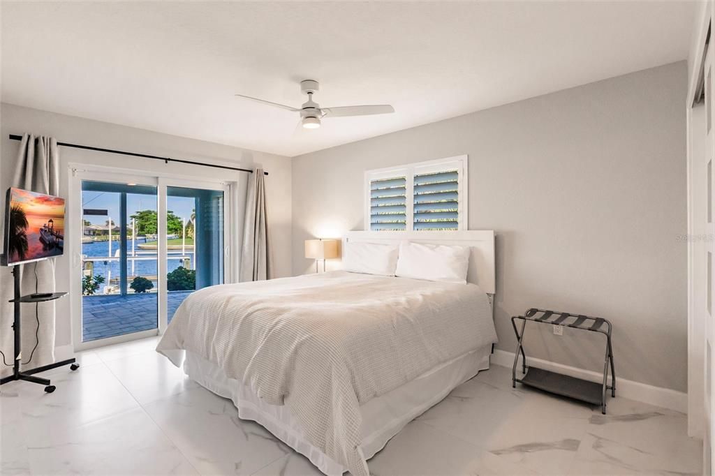 Active With Contract: $1,645,000 (3 beds, 2 baths, 2911 Square Feet)