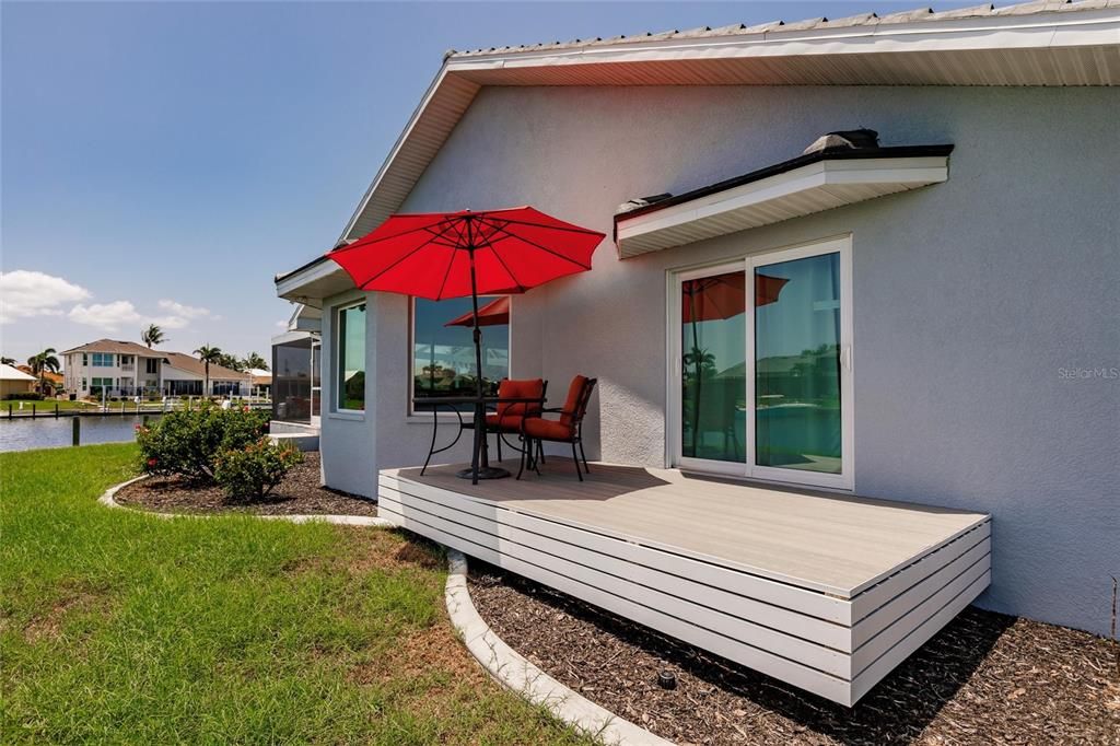 Active With Contract: $1,645,000 (3 beds, 2 baths, 2911 Square Feet)