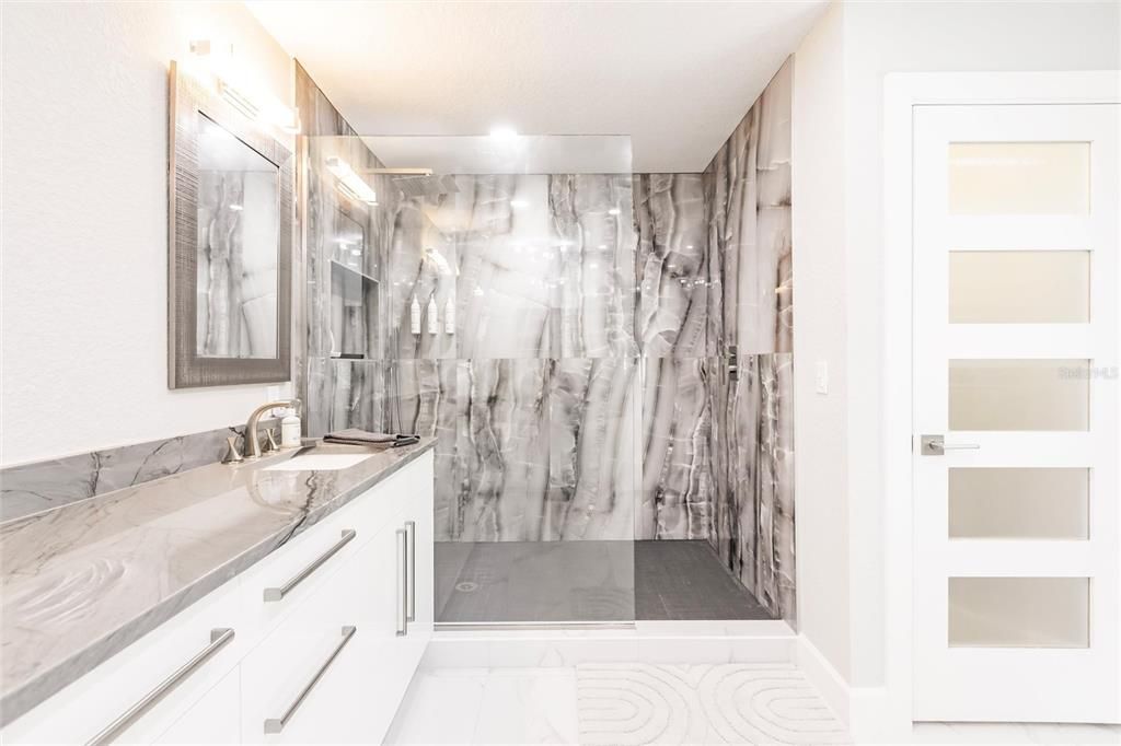 Active With Contract: $1,645,000 (3 beds, 2 baths, 2911 Square Feet)