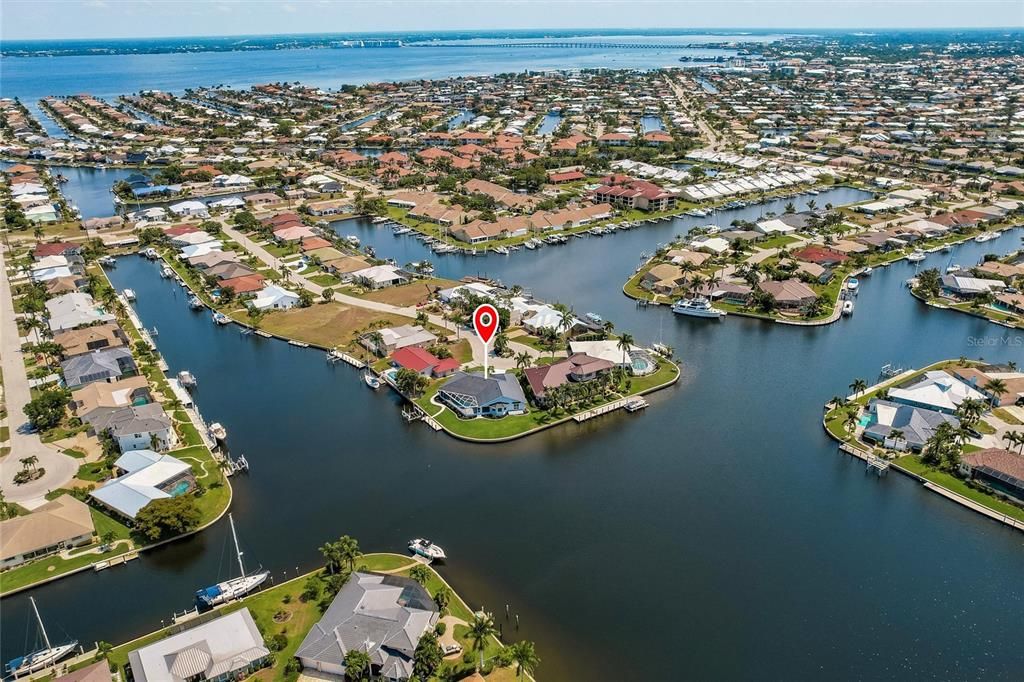 Active With Contract: $1,645,000 (3 beds, 2 baths, 2911 Square Feet)