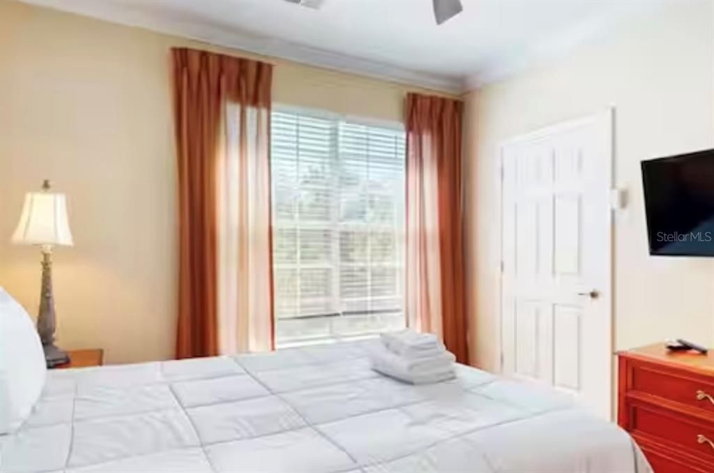 待售: $245,000 (3 贝兹, 2 浴室, 1244 平方英尺)