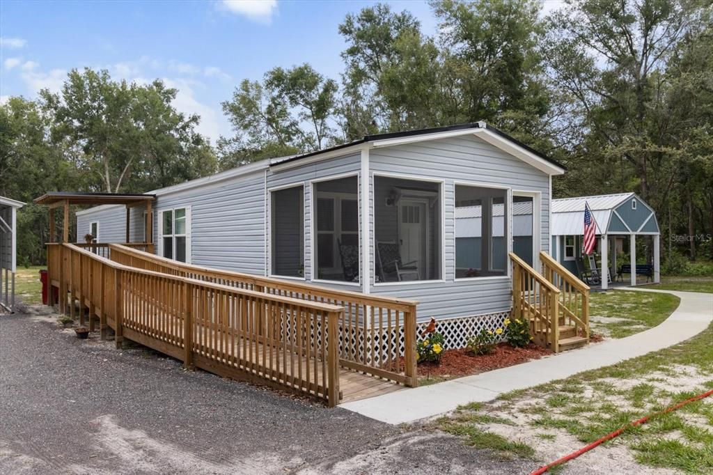 待售: $298,500 (2 贝兹, 2 浴室, 1056 平方英尺)