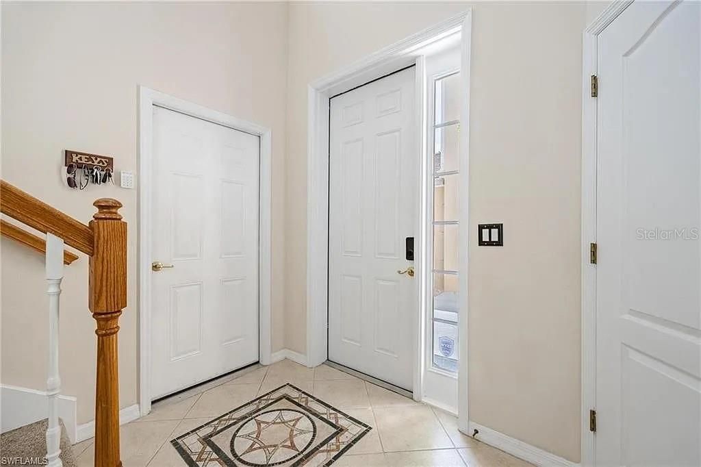 For Sale: $294,000 (3 beds, 2 baths, 2143 Square Feet)