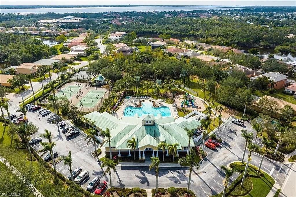 For Sale: $294,000 (3 beds, 2 baths, 2143 Square Feet)