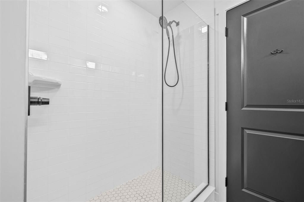 В аренду: $2,752 (1 спален, 1 ванн, 814 Квадратных фут)