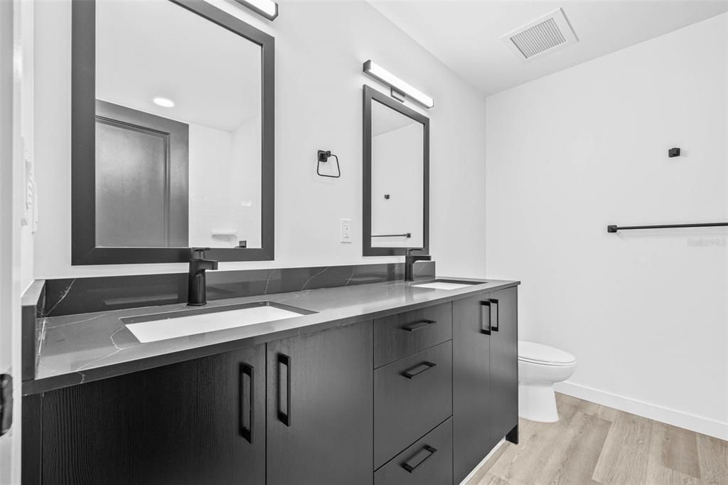 В аренду: $2,752 (1 спален, 1 ванн, 814 Квадратных фут)