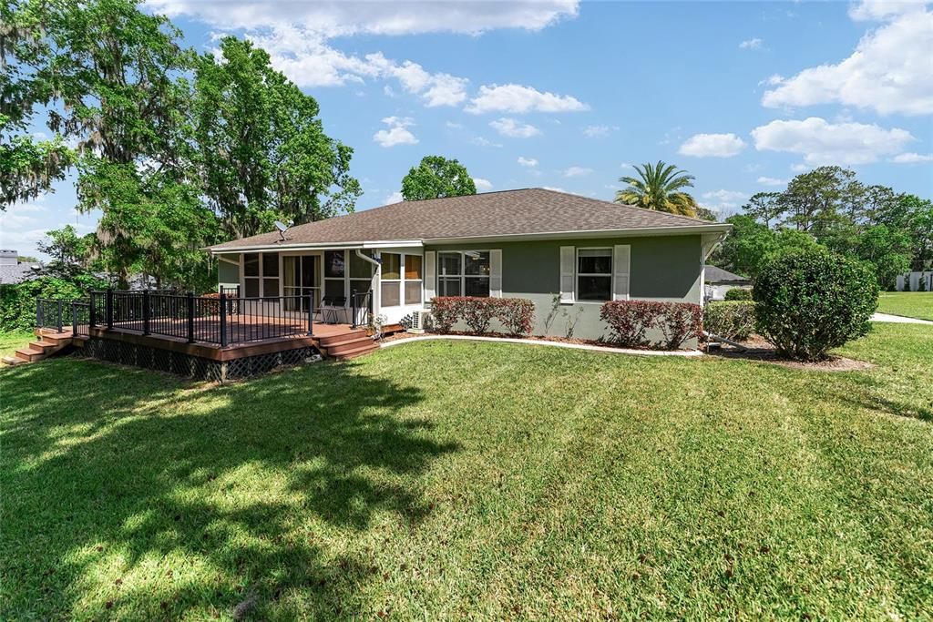 出租: $3,750 (3 贝兹, 2 浴室, 2333 平方英尺)