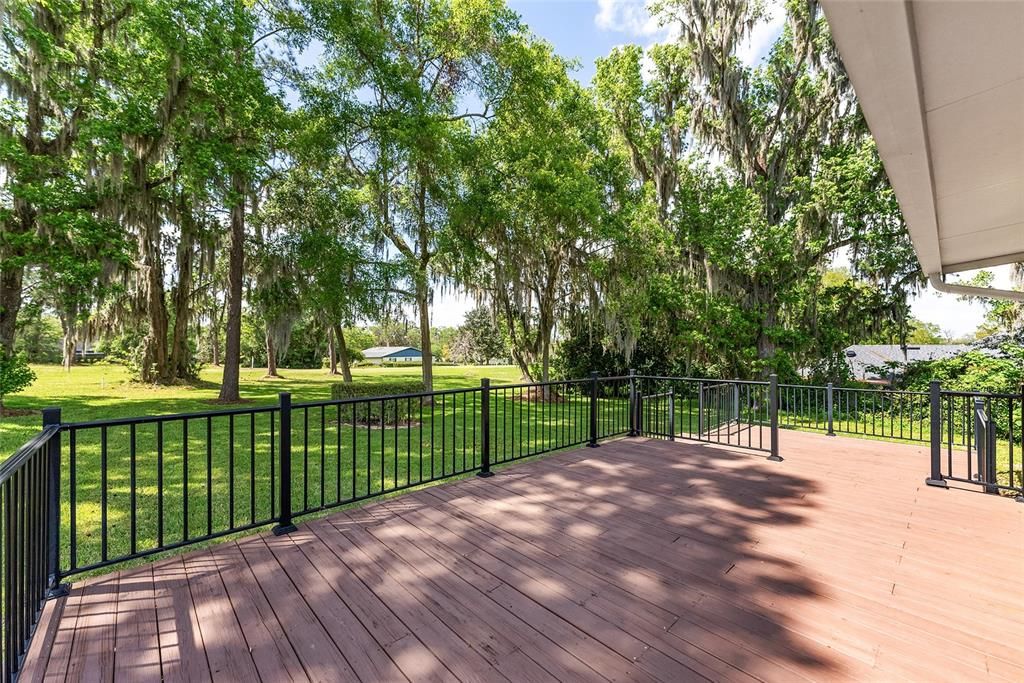 出租: $3,750 (3 贝兹, 2 浴室, 2333 平方英尺)