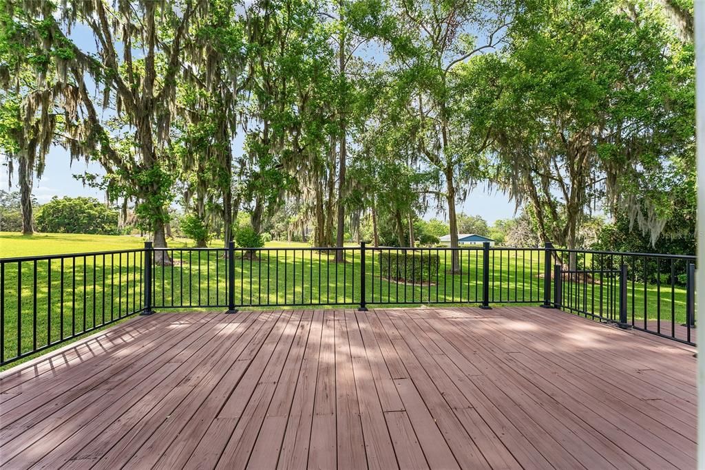 出租: $3,750 (3 贝兹, 2 浴室, 2333 平方英尺)