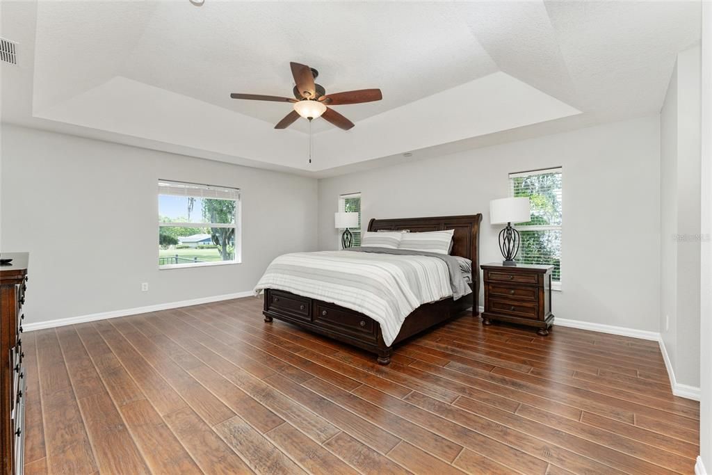 出租: $3,750 (3 贝兹, 2 浴室, 2333 平方英尺)