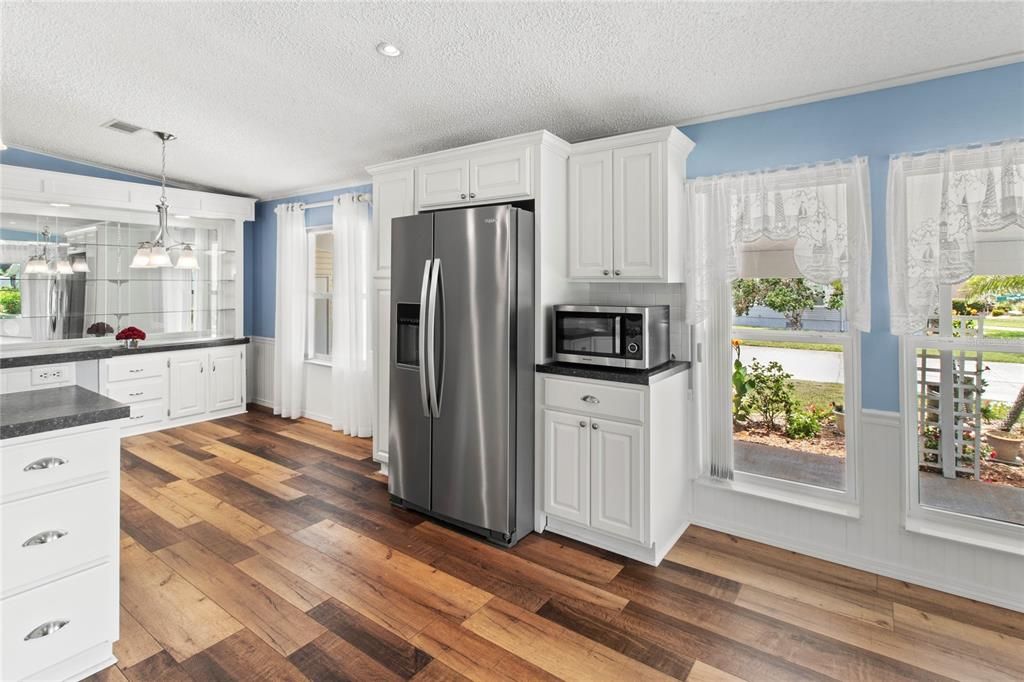 Activo con contrato: $235,000 (2 camas, 2 baños, 1350 Pies cuadrados)