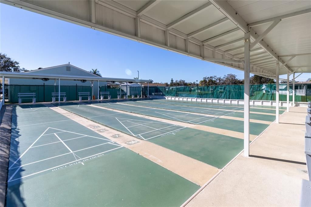 Activo con contrato: $235,000 (2 camas, 2 baños, 1350 Pies cuadrados)