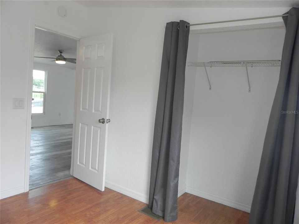 For Sale: $295,000 (3 beds, 2 baths, 1320 Square Feet)