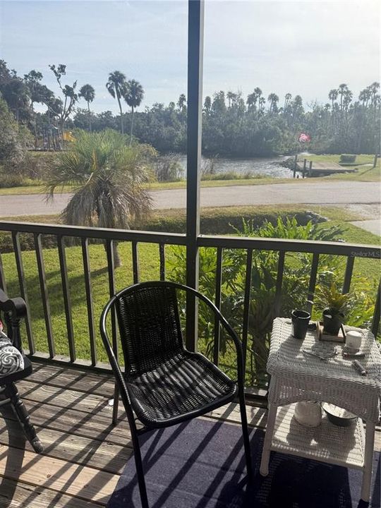 For Sale: $295,000 (3 beds, 2 baths, 1320 Square Feet)