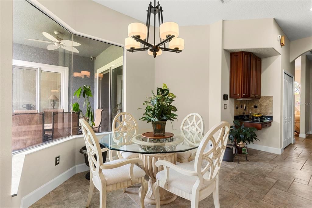 For Sale: $748,000 (5 beds, 4 baths, 3799 Square Feet)