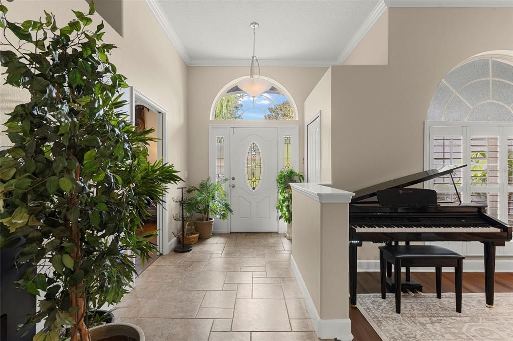 For Sale: $748,000 (5 beds, 4 baths, 3799 Square Feet)