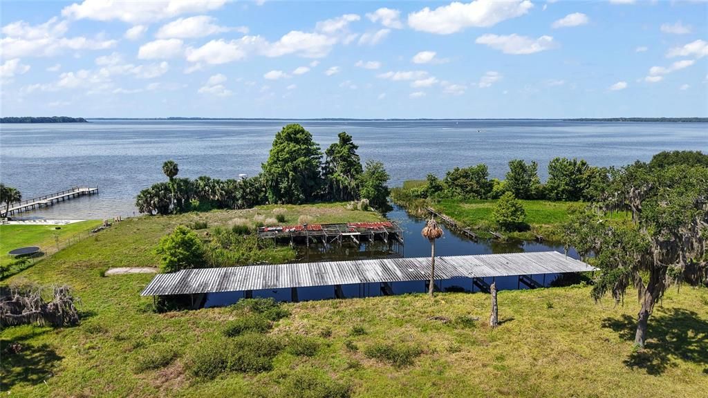 En Venta: $2,599,000 (6.93 acres)