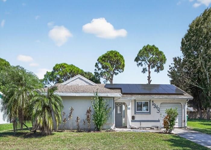 Под контрактом: $199,500 (3 спален, 2 ванн, 1288 Квадратных фут)