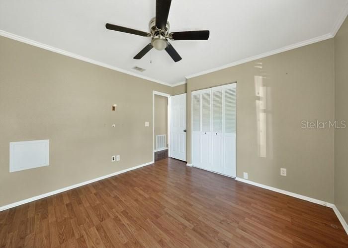 Под контрактом: $199,500 (3 спален, 2 ванн, 1288 Квадратных фут)