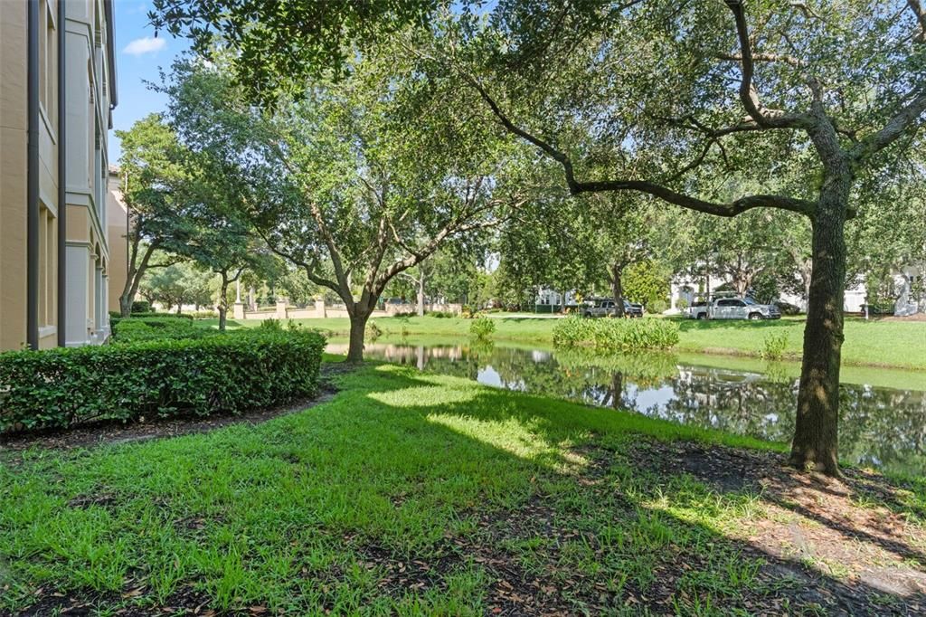 Active With Contract: $329,000 (1 beds, 1 baths, 1135 Square Feet)