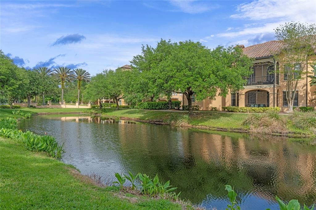 Active With Contract: $329,000 (1 beds, 1 baths, 1135 Square Feet)