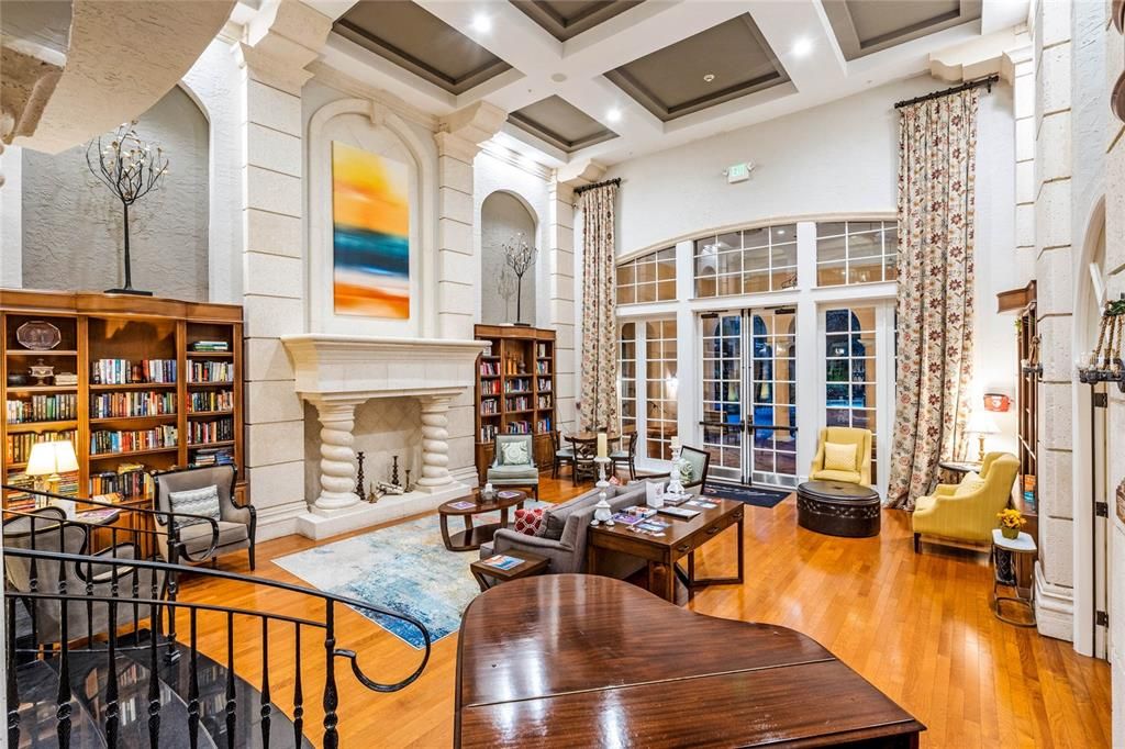 Active With Contract: $329,000 (1 beds, 1 baths, 1135 Square Feet)