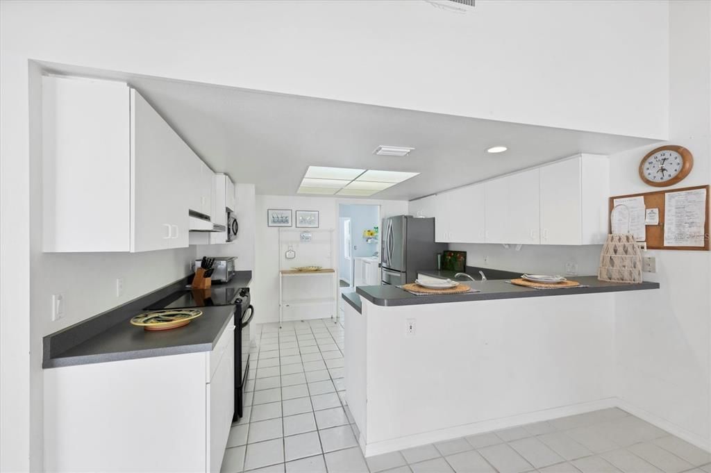 На продажу: $2,500,000 (3 спален, 2 ванн, 2078 Квадратных фут)