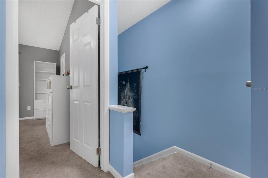 На продажу: $240,000 (2 спален, 1 ванн, 966 Квадратных фут)