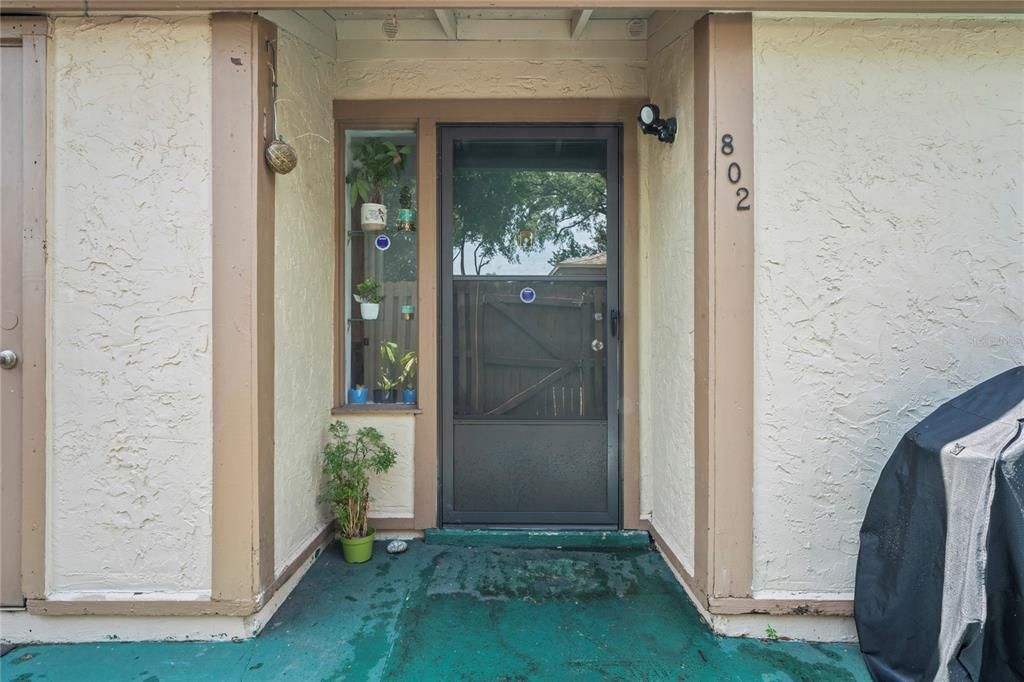 待售: $210,000 (2 贝兹, 1 浴室, 998 平方英尺)