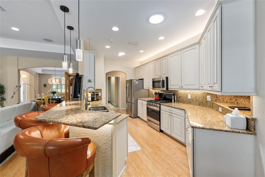 На продажу: $509,900 (4 спален, 3 ванн, 2864 Квадратных фут)