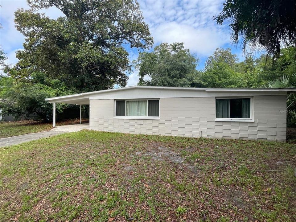 合同活跃: $224,900 (4 贝兹, 2 浴室, 1434 平方英尺)