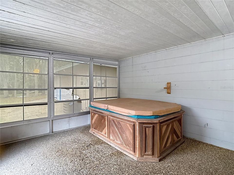 For Sale: $399,000 (3 beds, 2 baths, 1356 Square Feet)