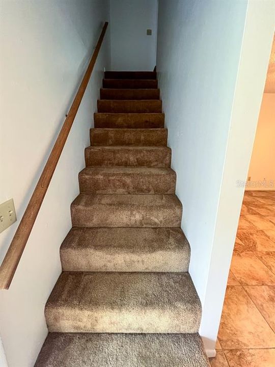 For Rent: $1,275 (2 beds, 1 baths, 1000 Square Feet)