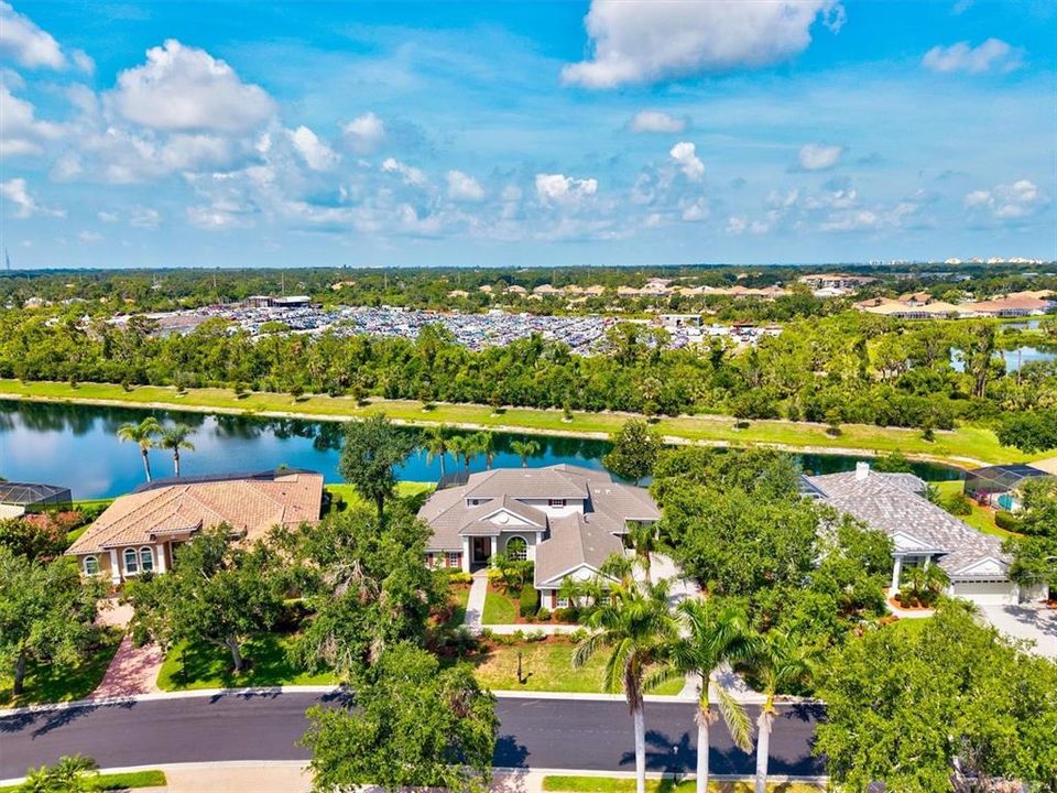 На продажу: $1,239,000 (4 спален, 4 ванн, 3924 Квадратных фут)