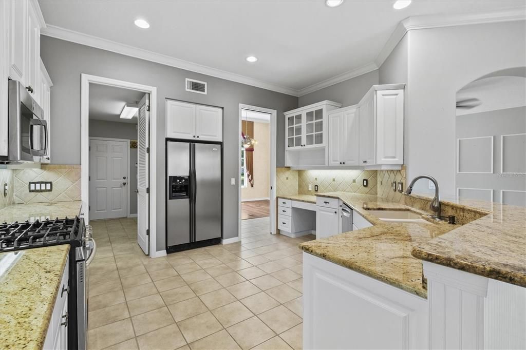 На продажу: $1,239,000 (4 спален, 4 ванн, 3924 Квадратных фут)