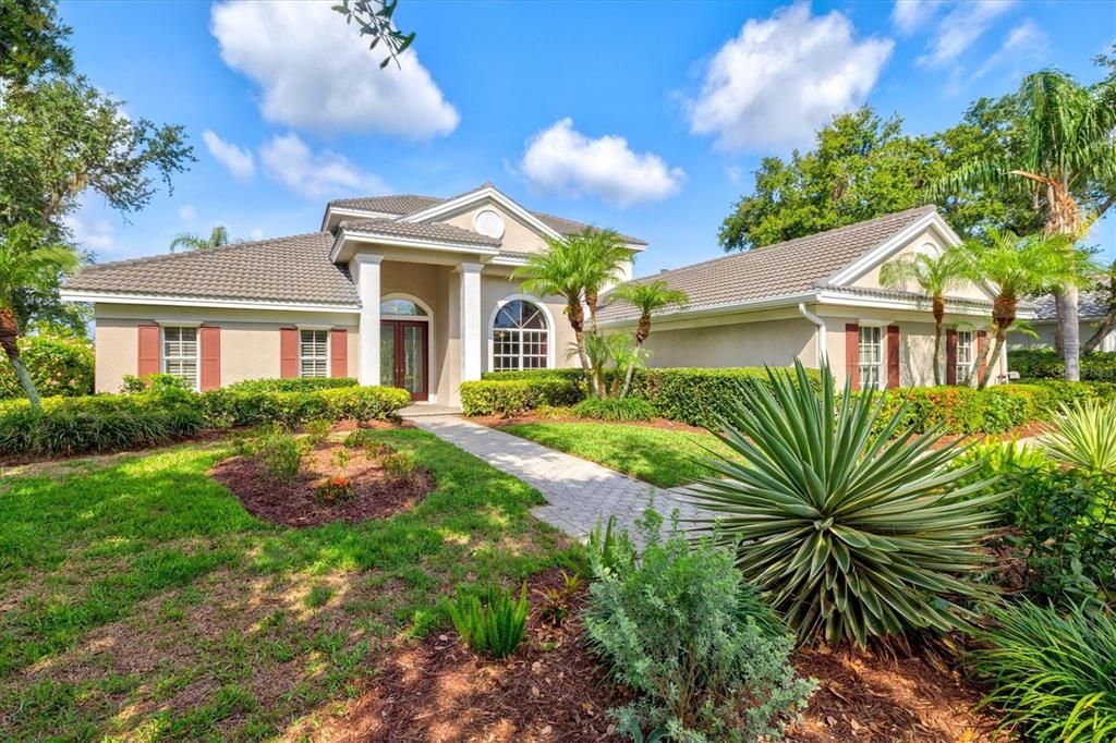 На продажу: $1,239,000 (4 спален, 4 ванн, 3924 Квадратных фут)