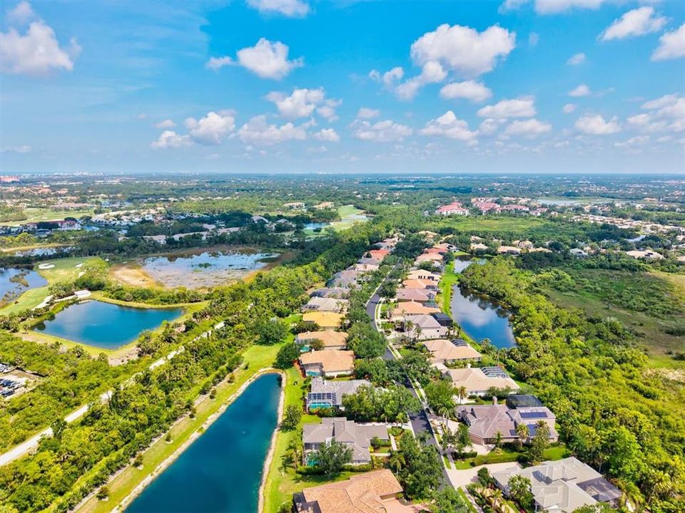 На продажу: $1,239,000 (4 спален, 4 ванн, 3924 Квадратных фут)