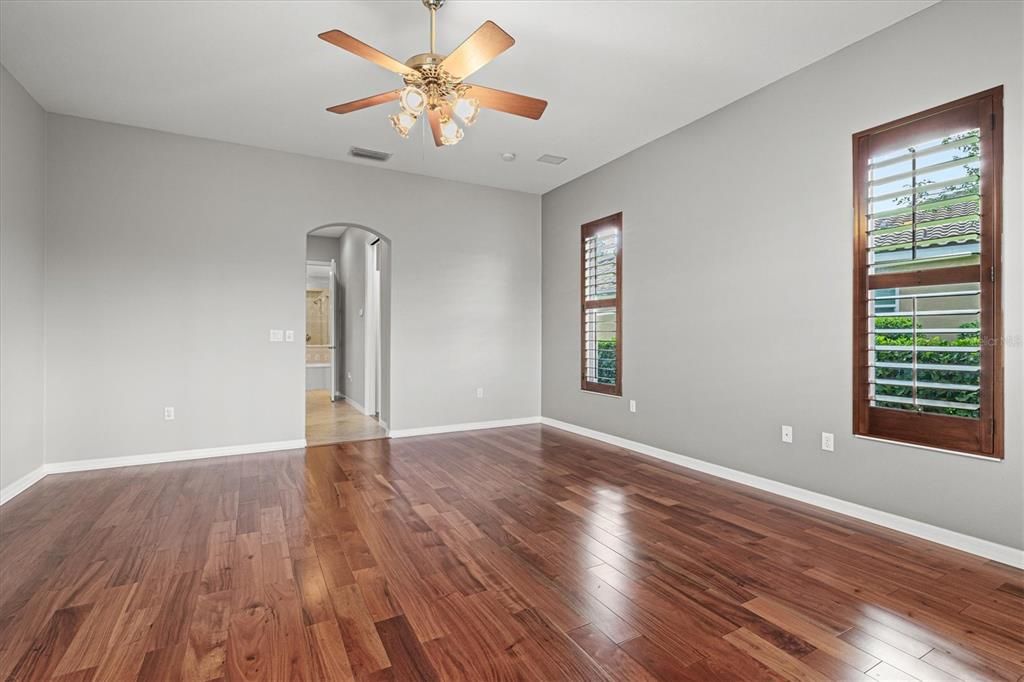 На продажу: $1,239,000 (4 спален, 4 ванн, 3924 Квадратных фут)