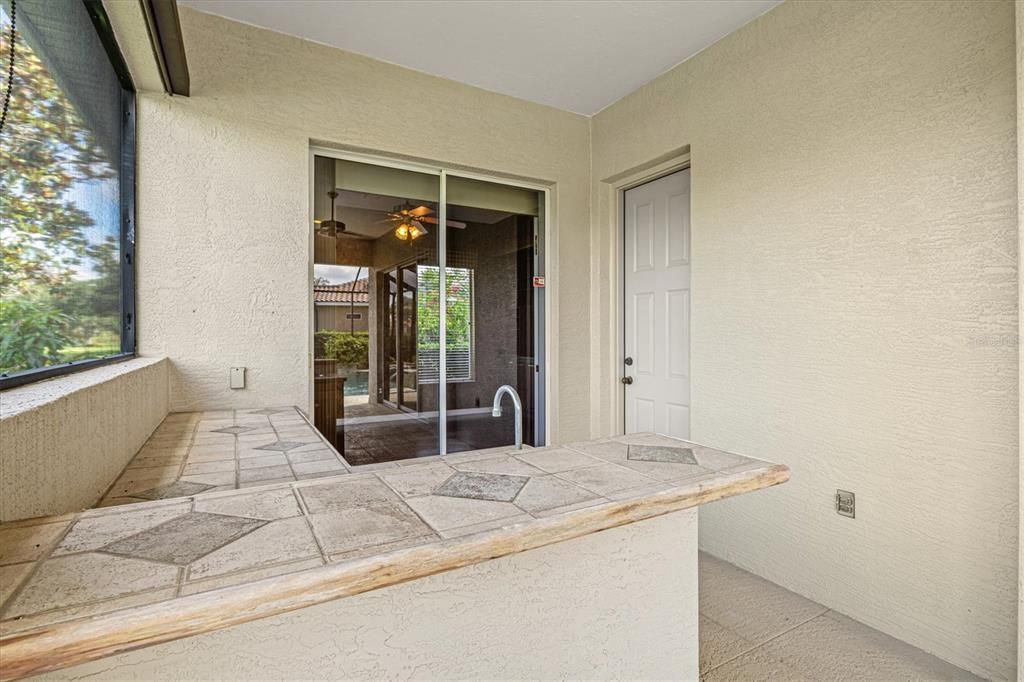 На продажу: $1,239,000 (4 спален, 4 ванн, 3924 Квадратных фут)