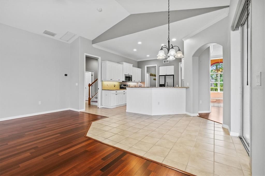 На продажу: $1,239,000 (4 спален, 4 ванн, 3924 Квадратных фут)