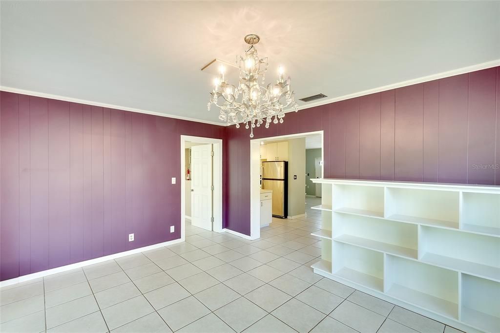 For Sale: $369,000 (3 beds, 2 baths, 1572 Square Feet)